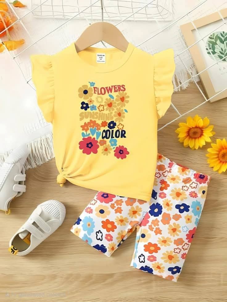 New Collection. 
Boys  & Girl's T Shirt set's.
Premium quality products. 
Stylish fashionable and comfortable. 
100 % cotton fabrics .
100 % print guarantee. 
Colours: 70 
Size: 6 month  to  6 years.