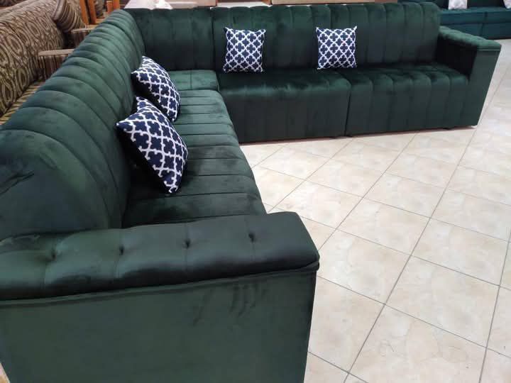 Sofa Available for Luxury Homes all Shape for living room