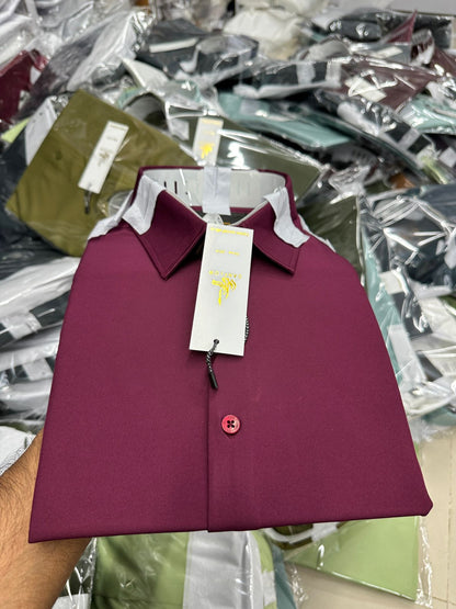 The Vibrant Essential Solid Shirt Collection
Elevate your wardrobe with our collection of Essential Solid Long-Sleeve Shirts. Designed for versatile wear, these shirts offer a sharp, modern fit and are crafted from a comfortable, lightly textured fabric t