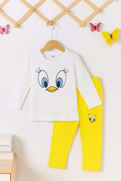 Boys & Girl's full sleeve set's.
Best quality products.
Stylish fashionable and comfortable. 
100 % cotton fabrics . 
100 % print guarantee. 
Fabric: single Jersey. 
Colours: 35 
Size: 1 to 8 years. 
10 pcs bundle.