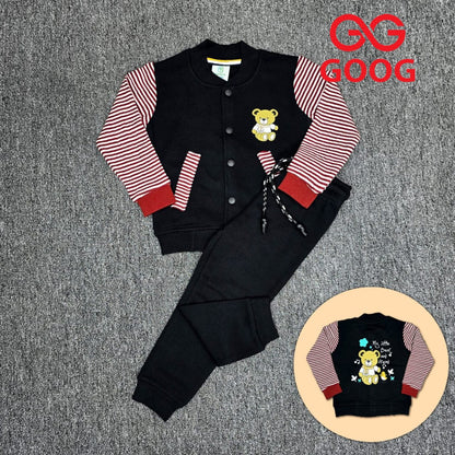 New Collection.
Kids sweatshirt .
Best quality products .
Stylish fashionable and comfortable.
Fabric : 220 GSM
Colours  = 16 
6 month  to  36 month.