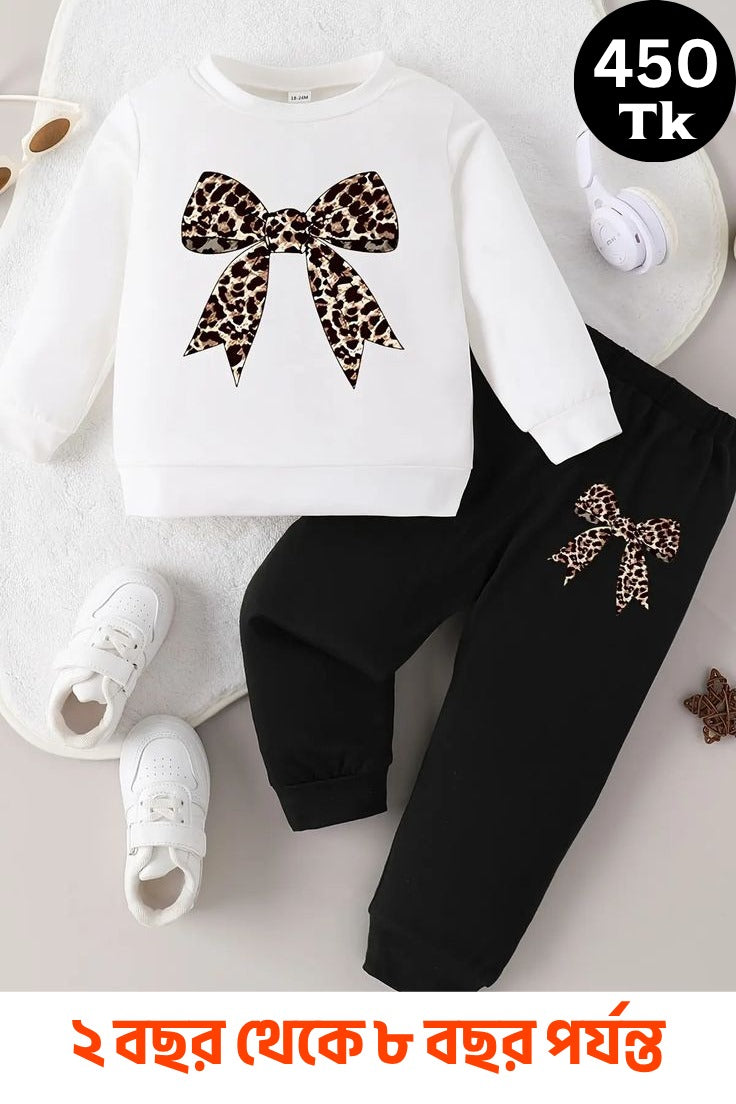 শীতের হট কালেকশন। 
বাচ্চাদের সুইফশার্ট সেট।
ফেব্রিক্স : টেরি. 
সাইজ : ২ থেকে ৮ বছর পর্যন্ত। 
কালার : ৬ 
১২ পিছের বান্ডিল।