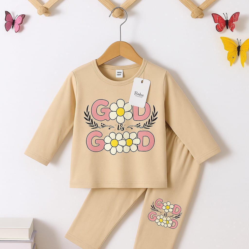 Boys & Girl's full sleeve set's.
Best quality products.
Stylish fashionable and comfortable. 
100 % cotton fabrics . 
100 % print guarantee. 
Fabric: single Jersey. 
Colours: 35 
Size: 1 to 8 years. 
10 pcs bundle.